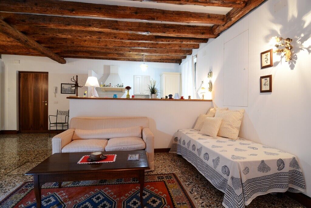 Apartment/ flat  with private garden- Venezia