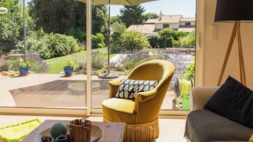 TV, books, video library, stereo