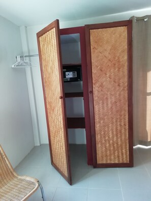 Comfort Bungalow | Minibar, in-room safe, blackout drapes, iron/ironing board - Longan Tree (Saraphi)