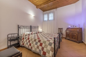 2 dormitorios, tabla de planchar con plancha, wifi