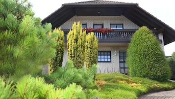 Appart'hôtel Confort (Wohnung 2) | Vue depuis le balcon