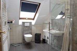Comfort Condo (Wohnung 2) | Bathroom shower - Haus Sigge (Bad Sassendorf)