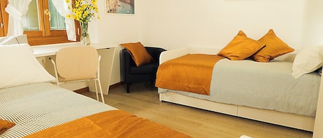2 bedrooms, desk, iron/ironing board, travel crib