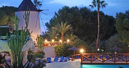 Luxury penthouse apartment in prime location w. excellent views - Los Olivos