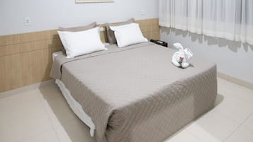 Apartment, 1 Double Bed | Minibar, free WiFi, bed sheets