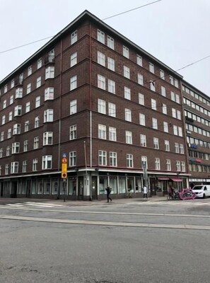 Front of property - 2ndhomes Stunning Top Floor Residence with 2BR & Sauna (Helsinki)