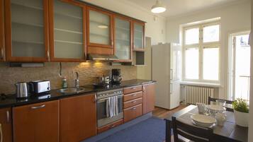 Deluxe Apartment, 2 Bedrooms, Sauna, City View | Private kitchen | Full-size fridge, microwave, oven, stovetop