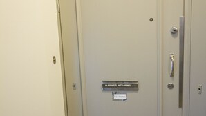 숙박 시설 입구