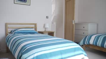 2 slaapkamers, een strijkplank/strijkijzer, wifi, beddengoed