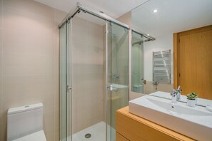 Shower, hair dryer, towels - Apartment Colorado 3B By SunVillas Mallorca (Port de Pollensa)