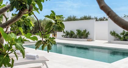 Middle trulli, ancient stone house