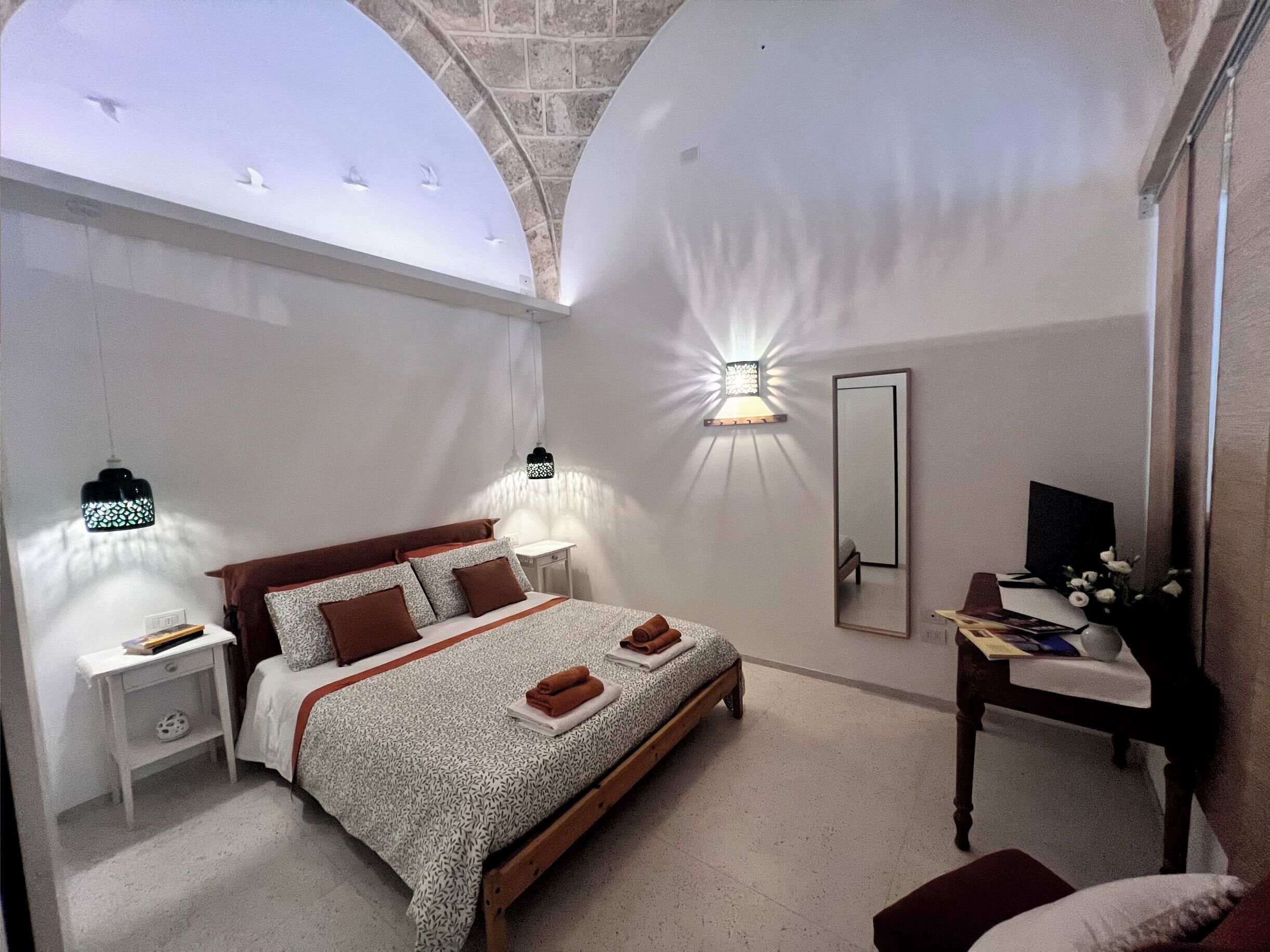 1 chambre, fer et planche à repasser, lit parapluie, Wi-Fi gratuit