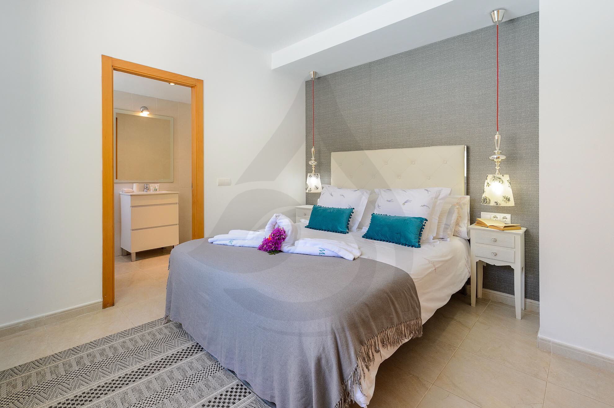 Modern House for 6 people. 