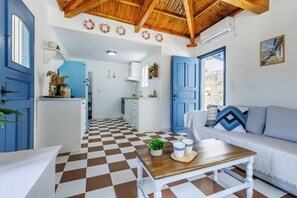 Téléviseur, foyer, lecteur de DVD