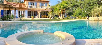 LUXURIOUS VILLA WITH A SPECTACULAR SWIMMING POOL PLEASE SEE HOUSE RULES FOR MORE