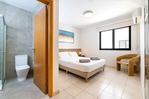 2 多间卧室、客房内保险箱、熨斗/熨衣板、免费 WiFi