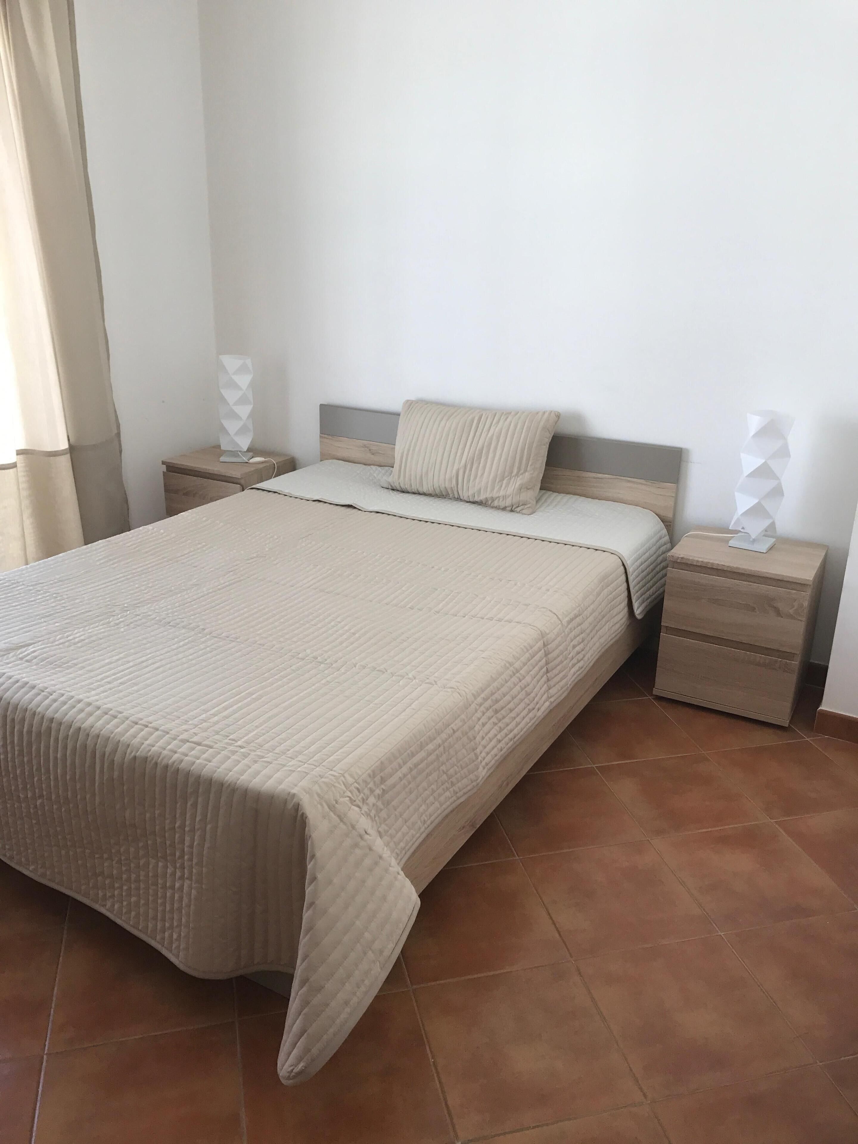 Charming 3 bedroom apartment 5 min walk from the beach