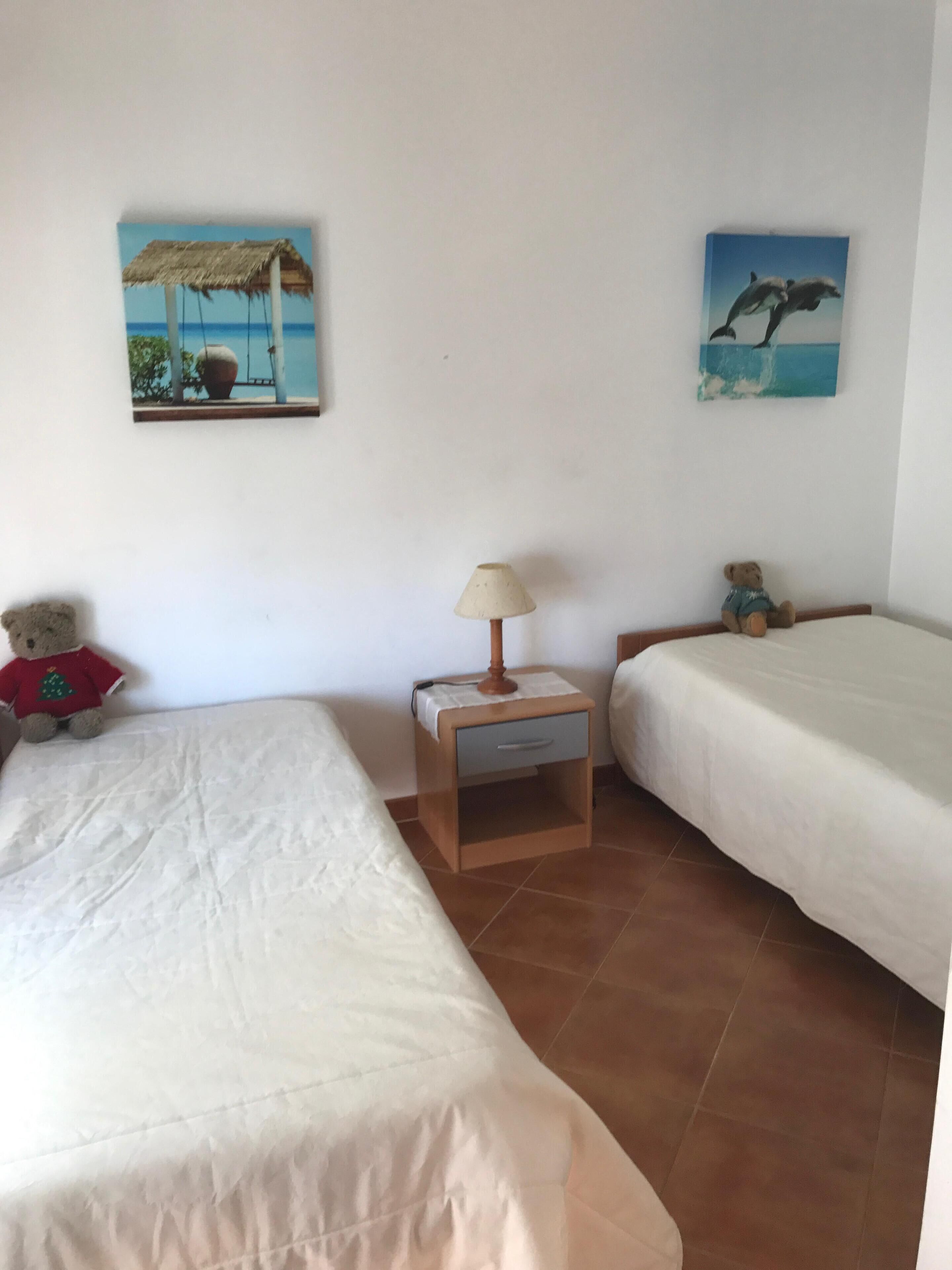 Charming 3 bedroom apartment 5 min walk from the beach