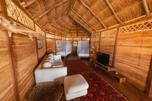 Cabana premium | 1 quarto, cofres nos quartos, roupa de cama