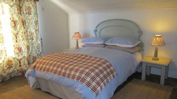 4 chambres, fer et planche Ă repasser, draps fournis