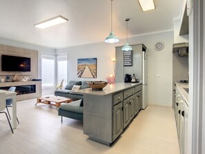 Interior - Sea Beach and horizon views (Praia da Areia Branca Lourinhã)