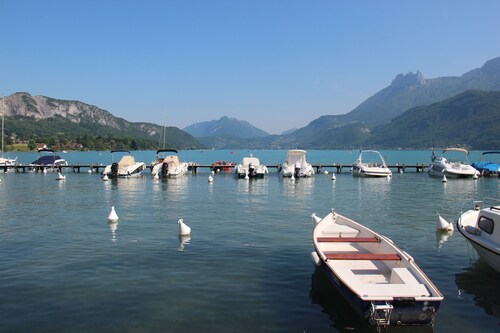 Bright apartment 87 m2 near Lake Annecy