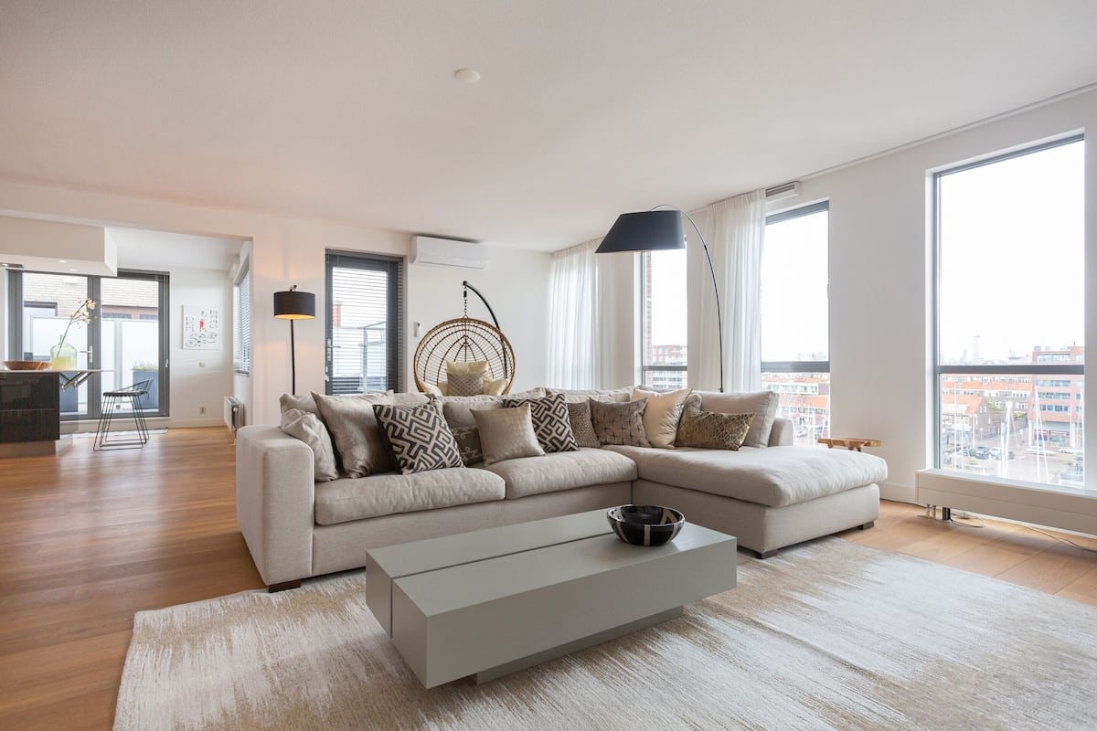 Apartment, 2 Bedrooms (Nr. 70A) | Living room | Smart TV