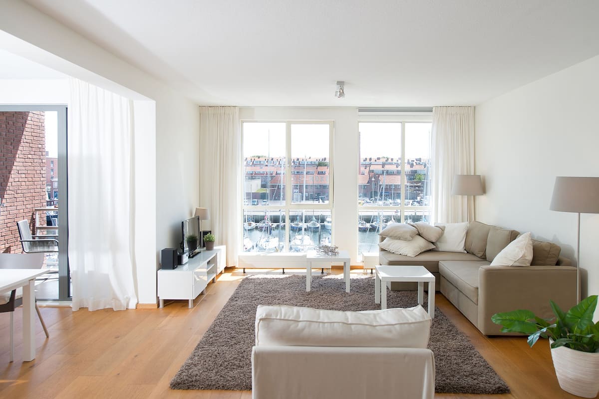 Apartment, 1 Bedroom (Nr. 22) | Living area | Smart TV