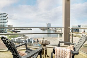 Apartment | Balcony - BizStay Harbour Scheveningen Apartments (The Hague)