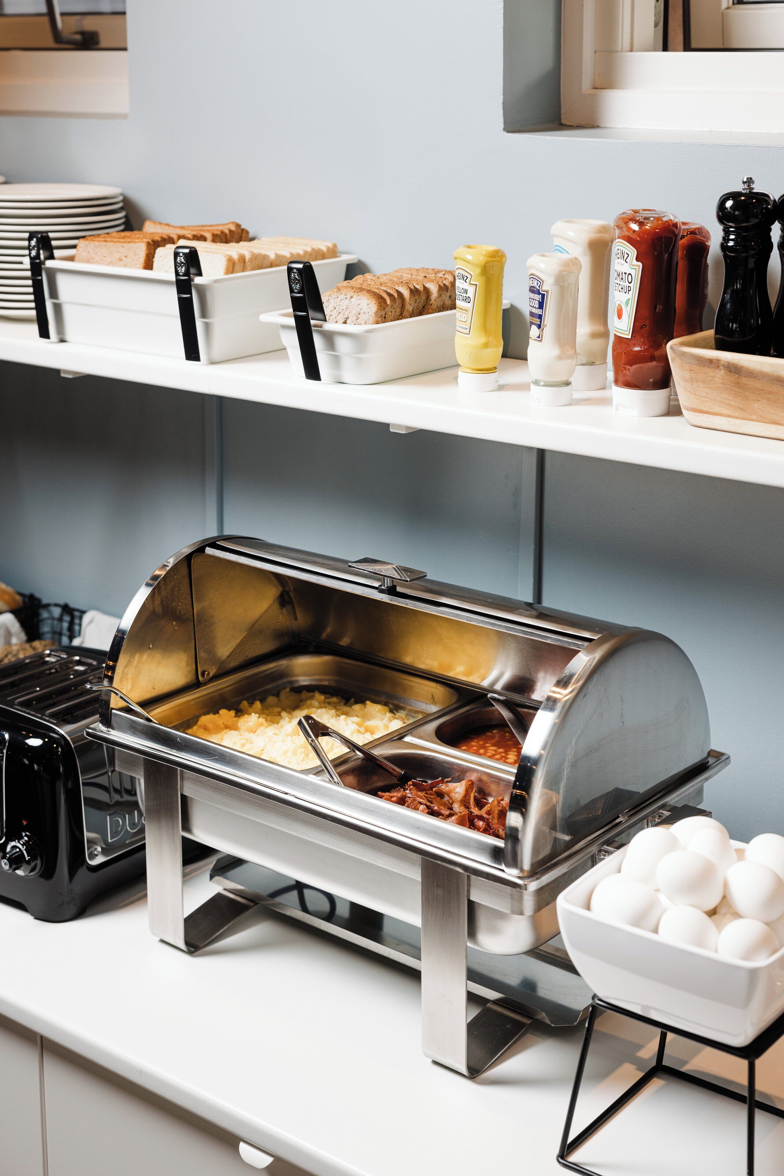 free daily continental breakfast