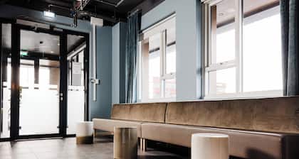 ODDSSON Midtown Hotel