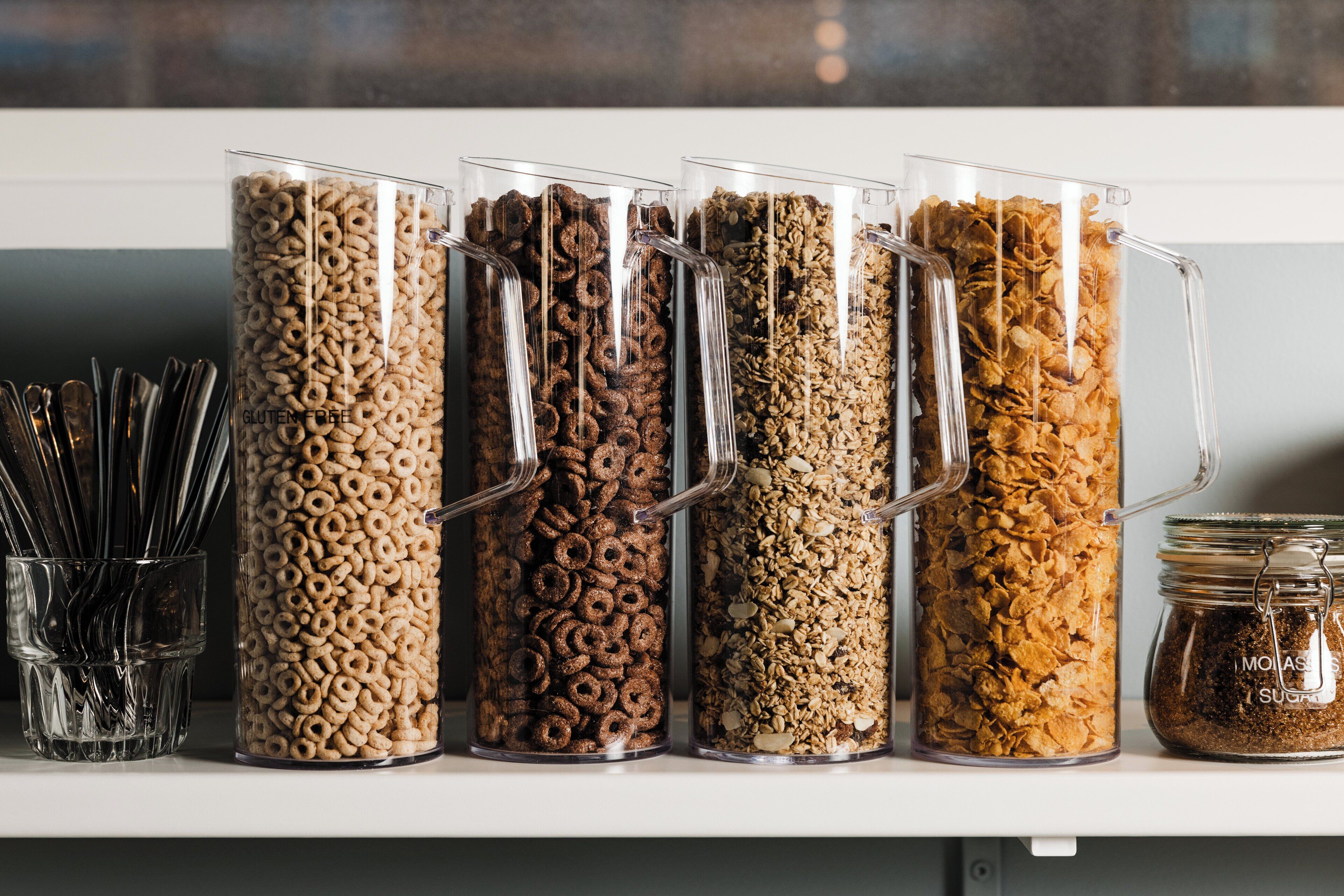 free daily continental breakfast