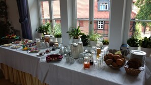 Desayuno continental incluido todos los días