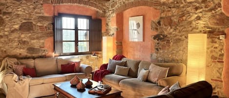 TV, fireplace, table football, ping pong