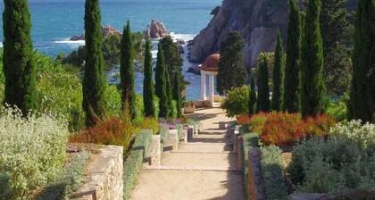 Costabravapartment Can Marc with private pool and tennis court