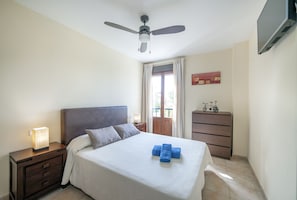 2 chambres, bureau, fer et planche Ă repasser, Wi-Fi