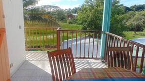 Property grounds - Caribgites, the Butterfly studio (Sainte-Anne)