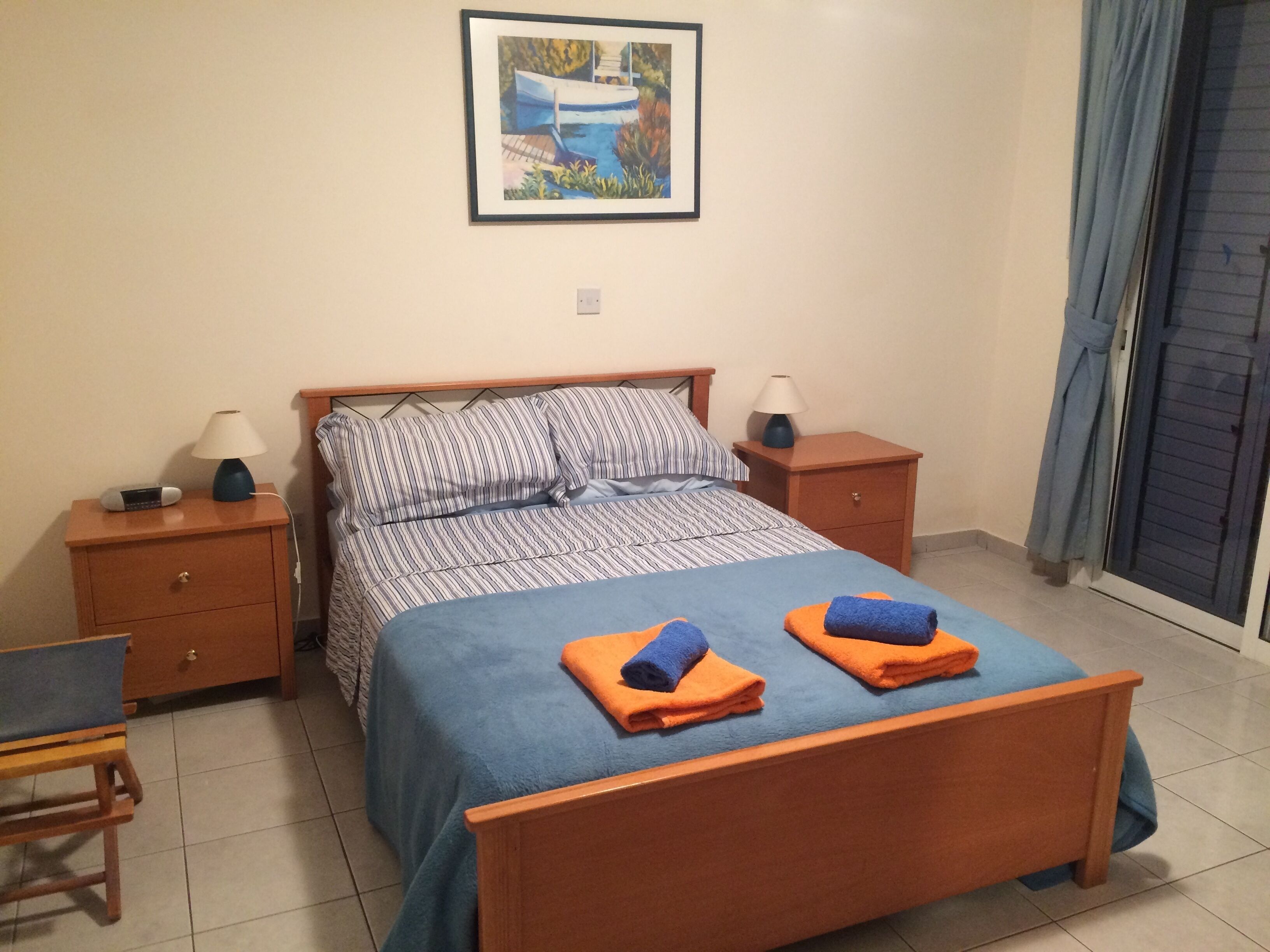 3 bedrooms, in-room safe, iron/ironing board, travel crib