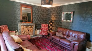 Smart TV, fireplace, DVD player, table tennis - Beautiful large farmhouse with private pool set in 75 acres (Cussac)