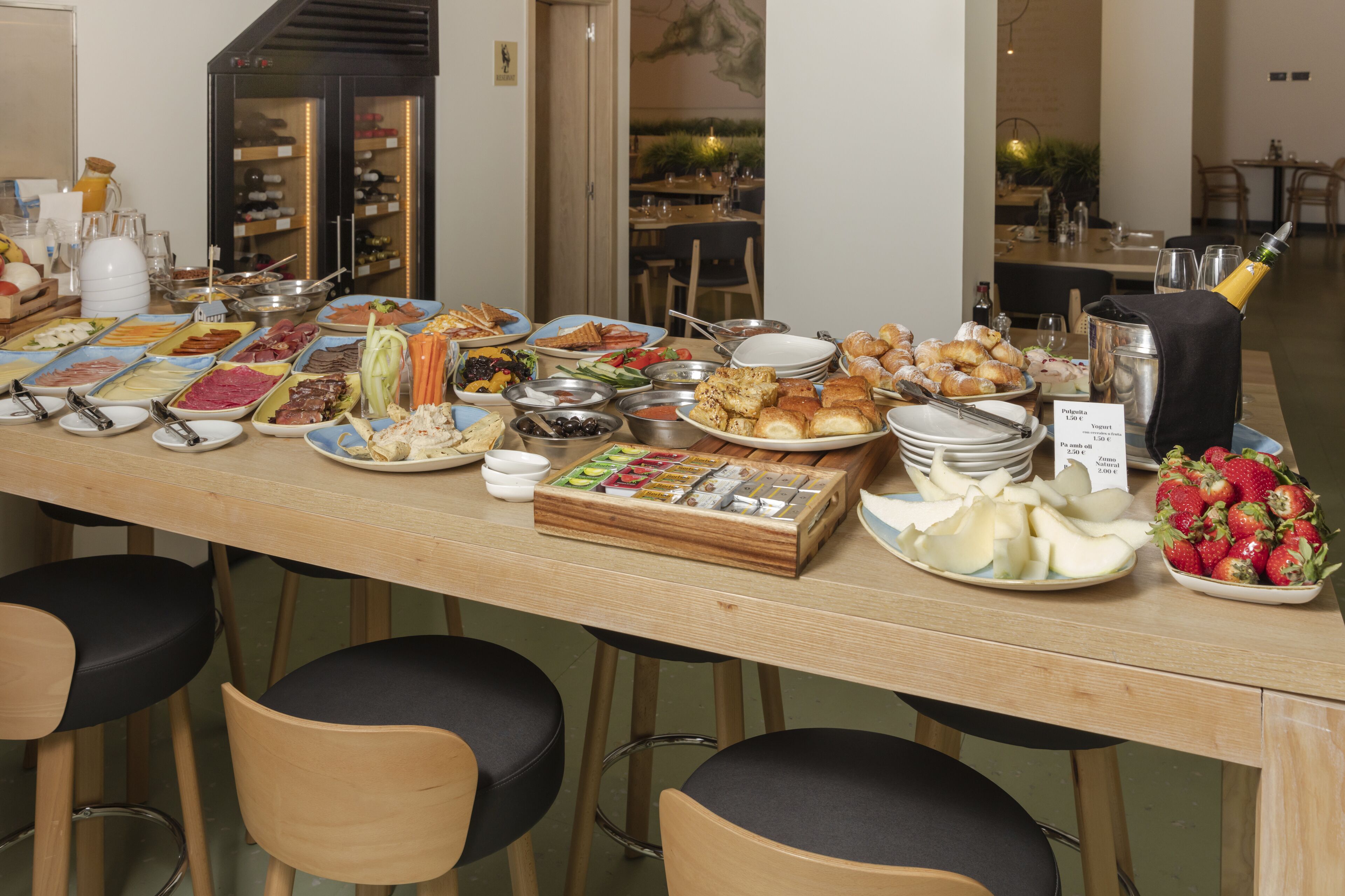 daily buffet breakfast (eur 12.50 per person)
