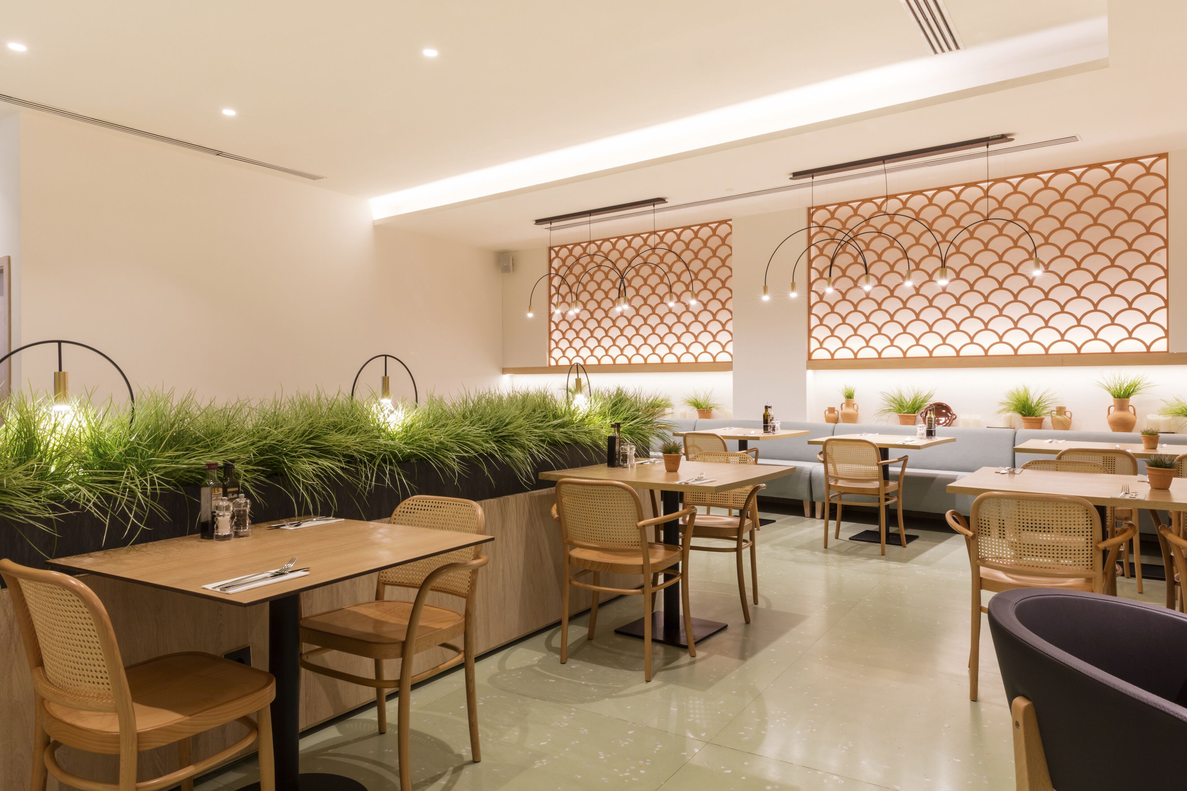 breakfast, lunch and dinner served