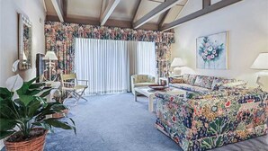 Condo, Multiple Beds, Patio | Living room | TV - Queens Grant 763 - Two Bedroom Condo (Hilton Head Island)
