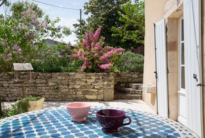 Property grounds - Saint Seurin De Cursac: House / Villa - Saint-Seurin-de-Cursac (Saint-Seurin-De-Cursac)