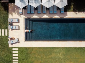 Piscine extérieure, piscine chauffée