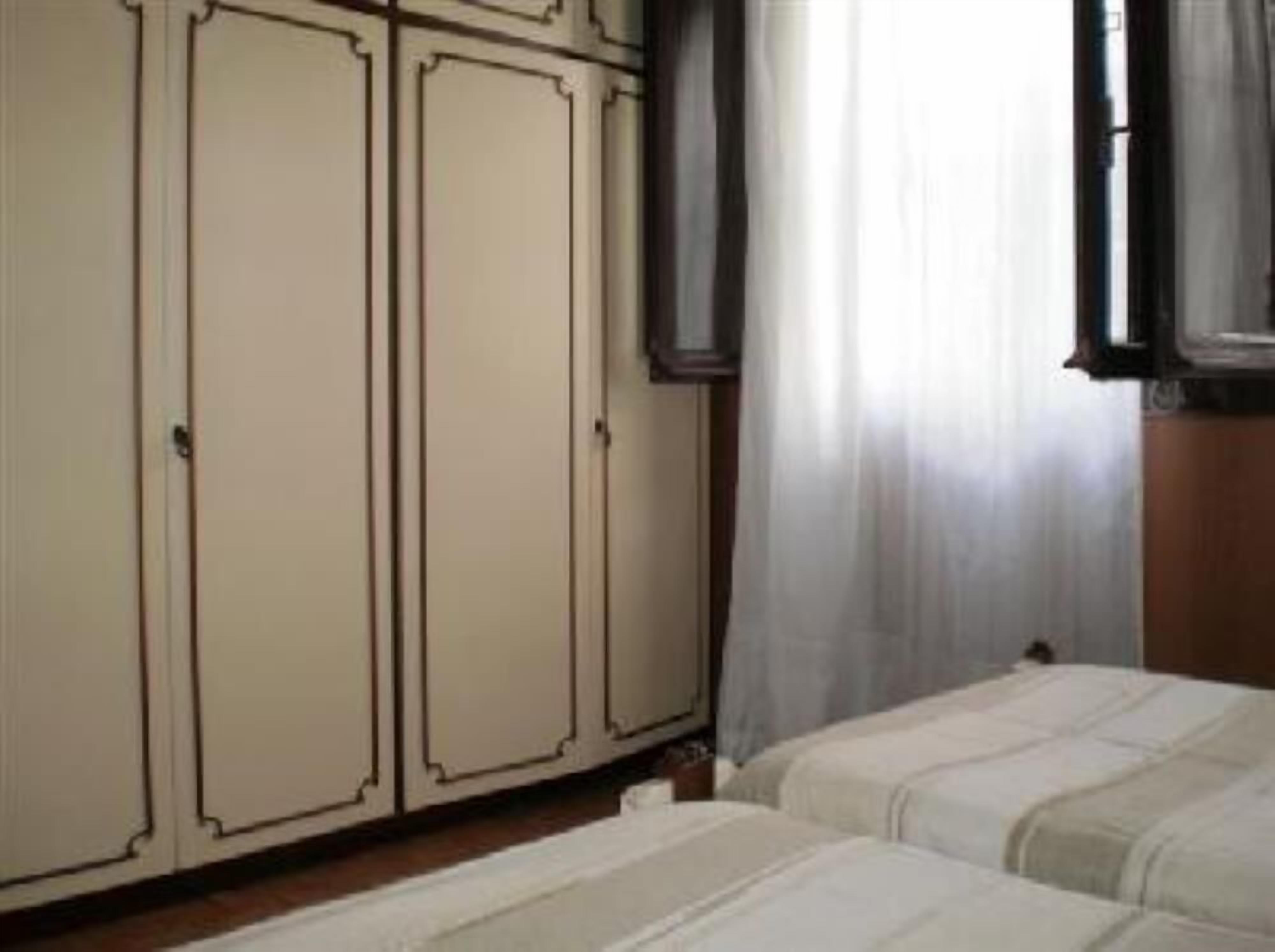 Nice apartment with garden in Venice Lido