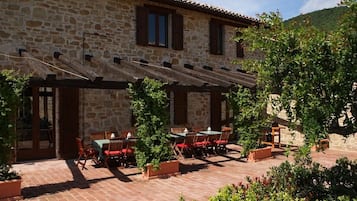 Restauration extérieure