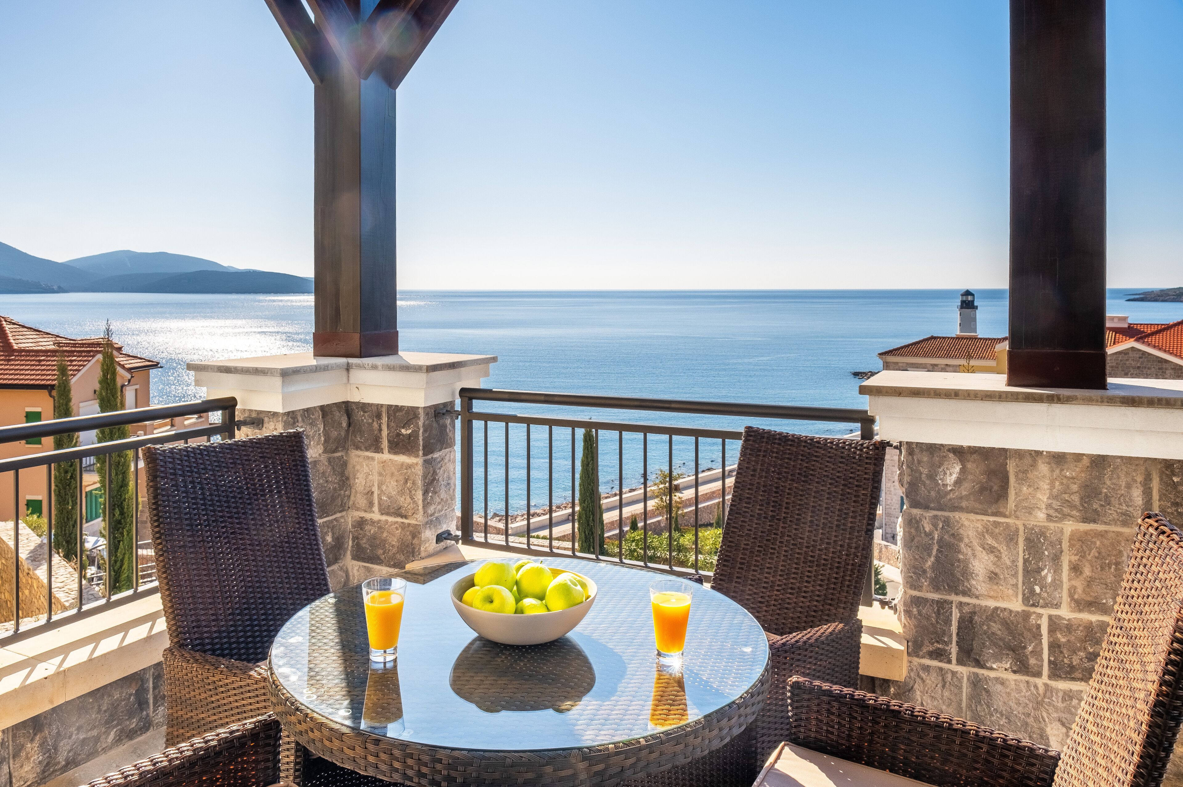 Two Bedroom Residence Sea View with Twin Beds | Terrace/patio