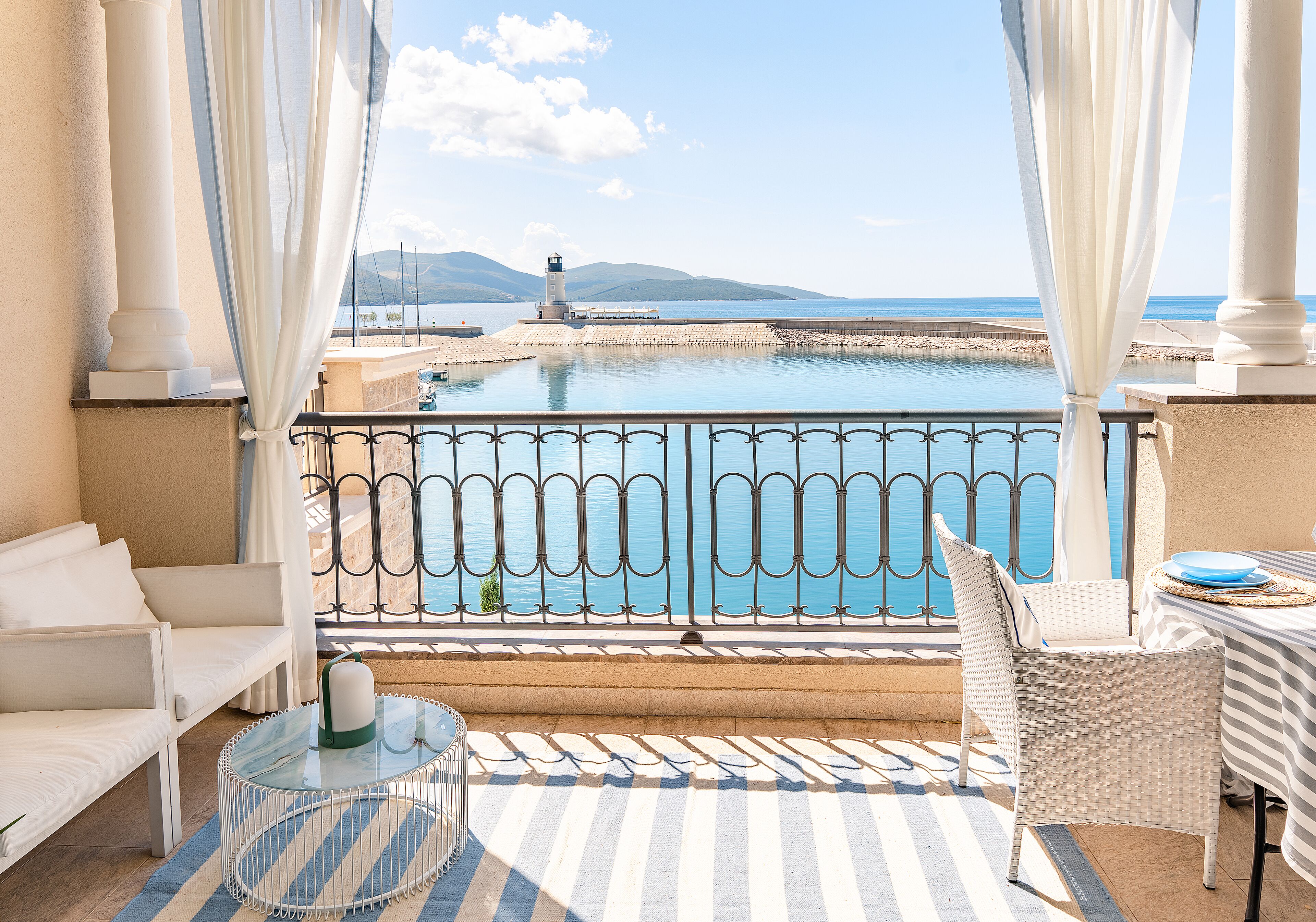 Two Bedroom Residence Sea View | Udsigt over vandet