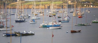Appartement T2 avec terrasse et  jardin vue voiliers 