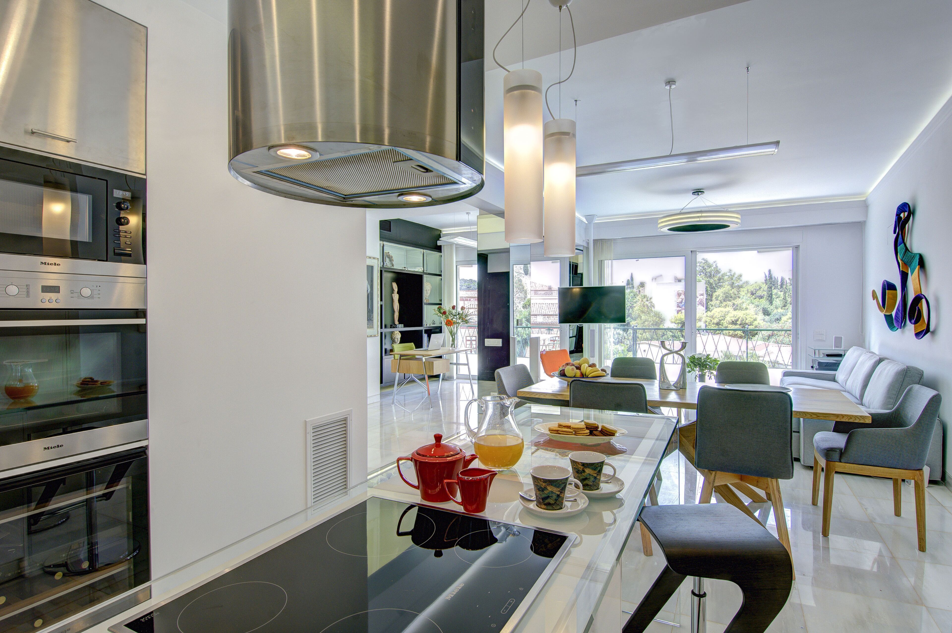 Frixos Acropolis luxury apartment